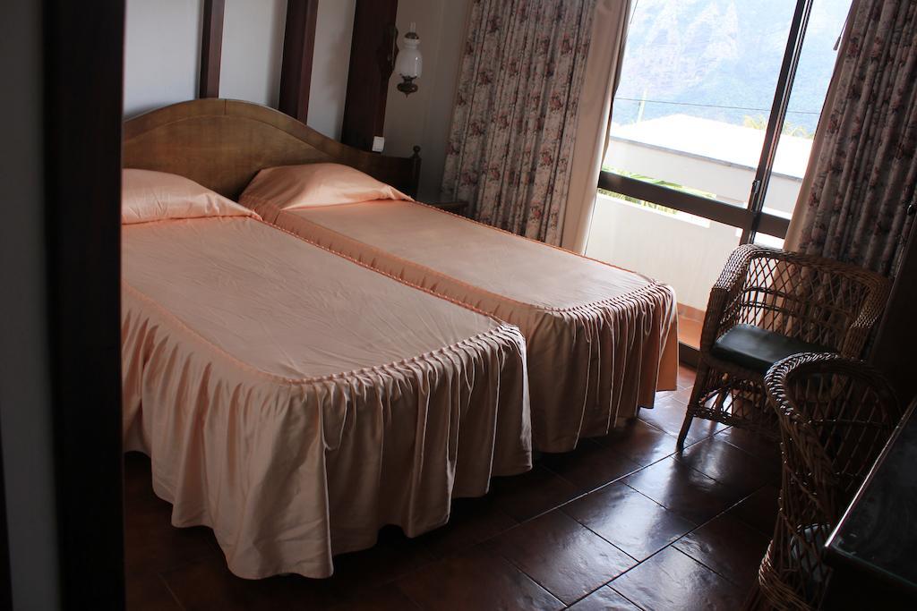 Rural De Sanroque Bed and Breakfast Santana  Kamer foto