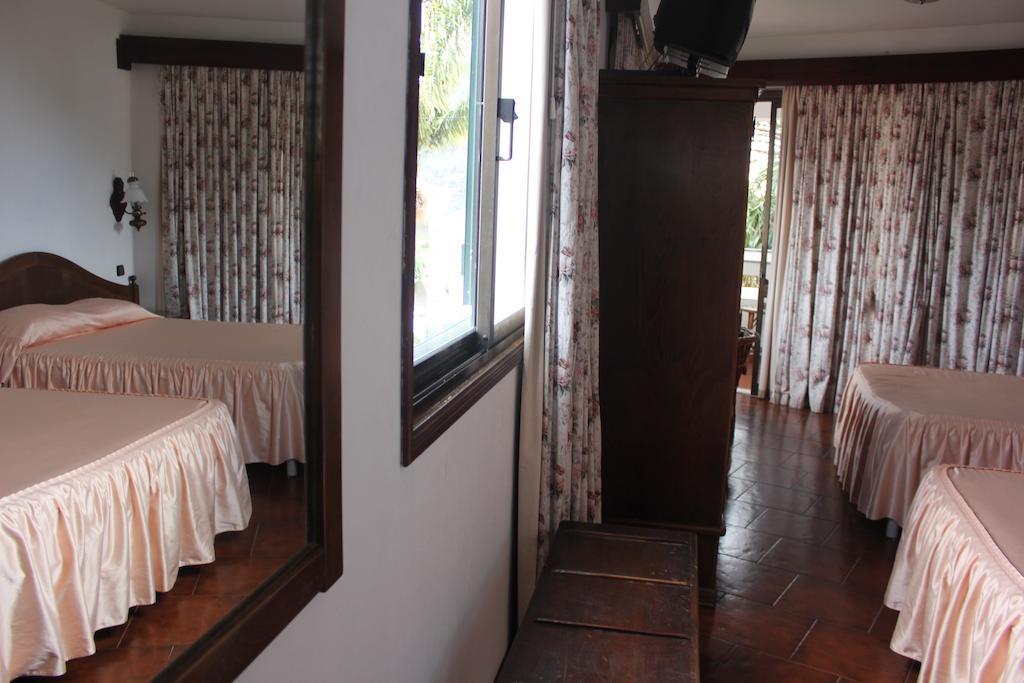 Rural De Sanroque Bed and Breakfast Santana  Kamer foto