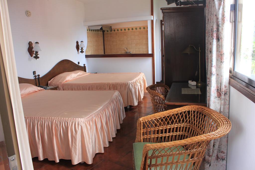 Rural De Sanroque Bed and Breakfast Santana  Kamer foto